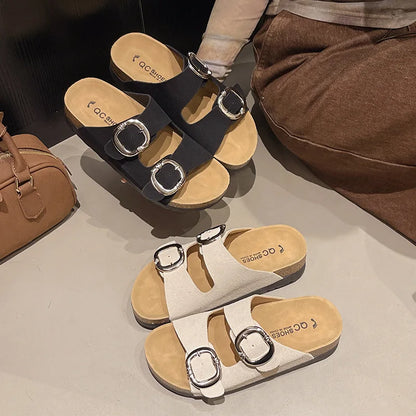 MIA – Doppelschnallen-Sandalen mit Korkfußbett!
