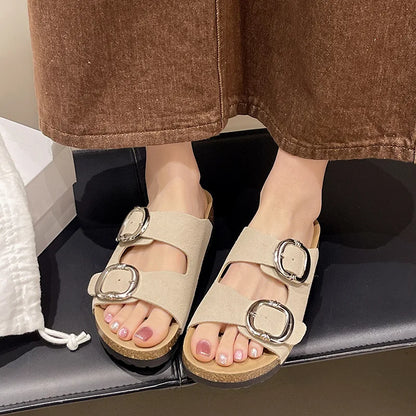 MIA – Doppelschnallen-Sandalen mit Korkfußbett!