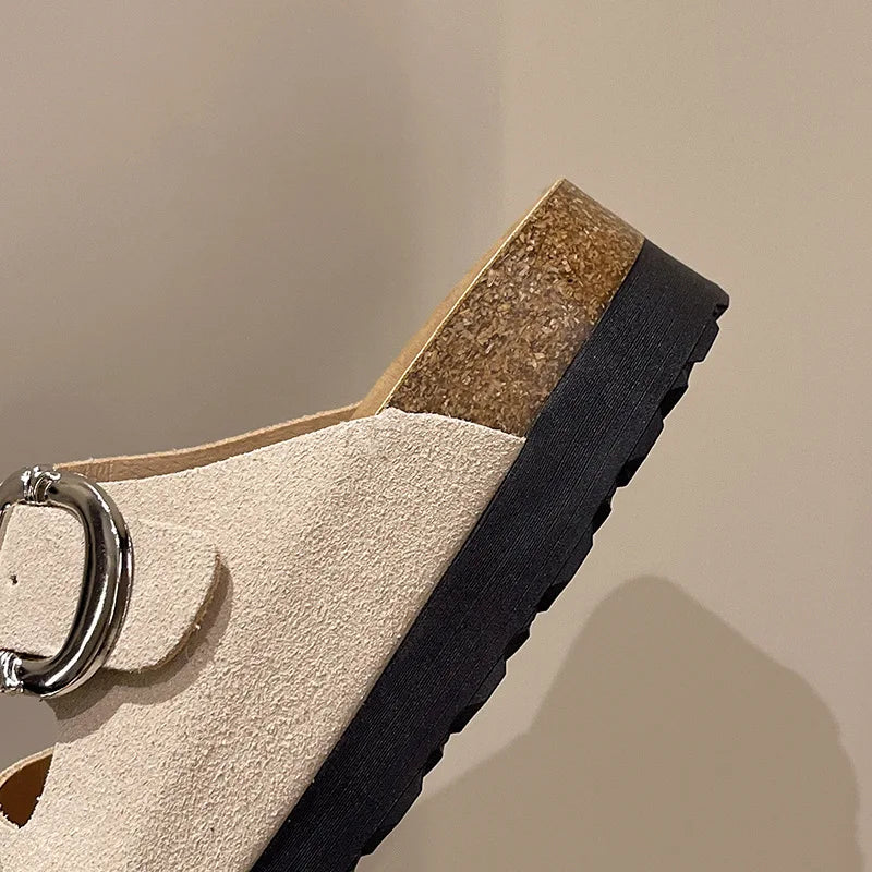 MIA – Doppelschnallen-Sandalen mit Korkfußbett!