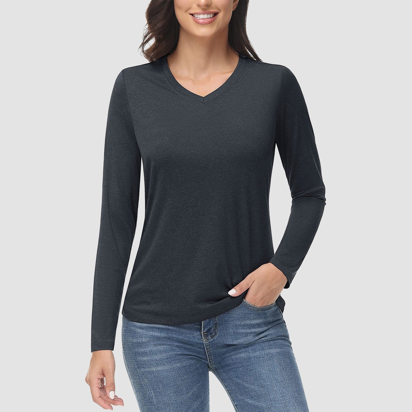 KARLSTAD - Wander-T-Shirt mit V-Ausschnitt